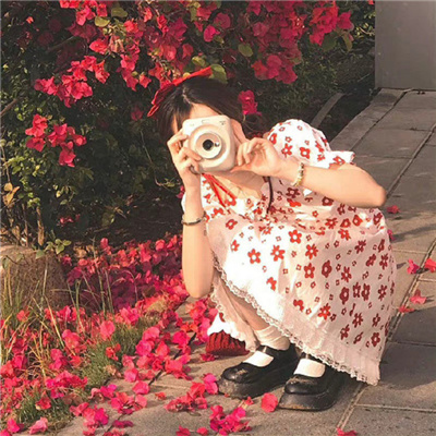 普洱伴游女生飞傲松的资料