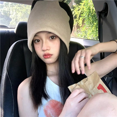 普洱伴游女生丛河灵的资料